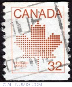 Image #1 of 32¢ Maple Leaf  (light color) 1983