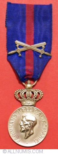 Ferdinand Medal with crossed swords with ribbon bar