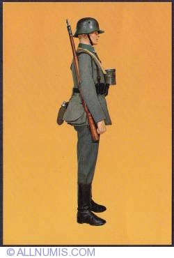 Paris-Invalides-Army museum 1914-18 German uniform-1970