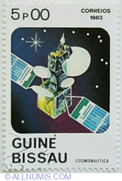 Image #1 of 5 Pesos 1983 - Satellite