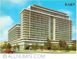 Image #1 of Baku (Bakı, Бакы, Баку) - Hotel "Azerbaidjan" (1985)
