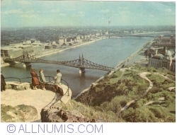 Image #1 of Budapest - Vedere a orașului cu Dunărea (1961)