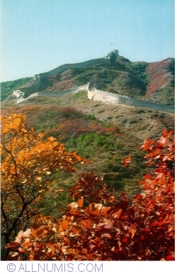 Image #1 of Great Wall of China (中国长城/中國長城) - Red leaves at the Great Wall