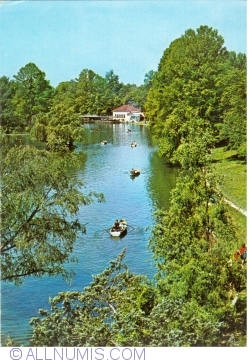 Image #1 of Craiova - Vedere din Parcul Poporului (1974)