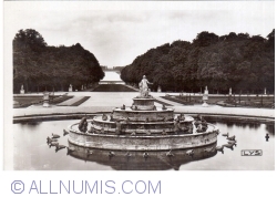 Image #1 of Versailles - Fountain of Latone (Le Bassin de Latone)