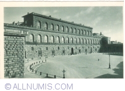 Florence - Pitti Palace (Palazzo Pitti) (1925)