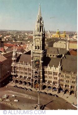 Munich - New Town Hall and Marienplatz