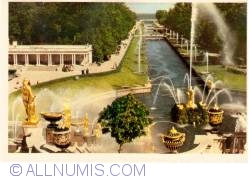 URSS - Leneingrad - Petrodvorets - the Samson Fountain and Sea Channel