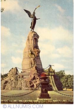 Image #1 of Tallin - The Russalka Memorial (1968)