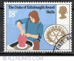 Image #1 of 18 Pence Girl at potters wheel