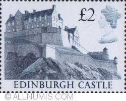 2 Pounds - Edinburgh Castle