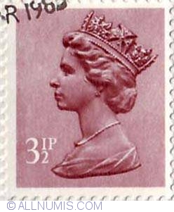 Image #1 of 3 1/2 Pence Queen Elizabeth II
