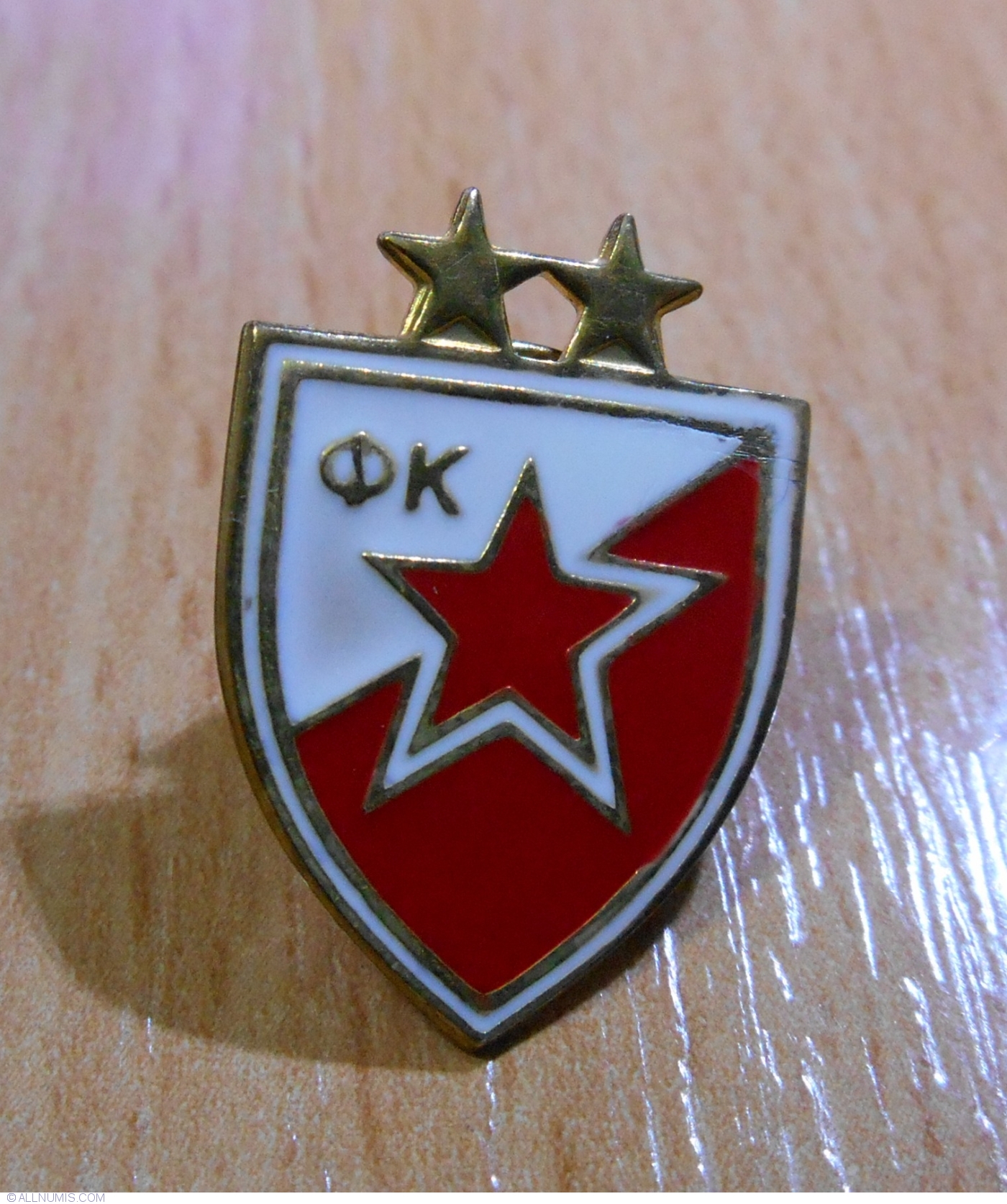 FK RADNICKI Pirot (Serbia) Yugoslavia football club, vintage pin, Badge !