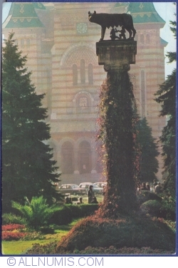 Image #1 of Timișoara - „She-wolf of Rome” Statue (1984)