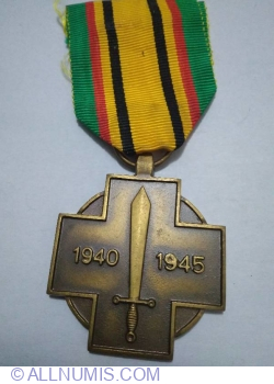 Image #2 of Medalia razboiului din 1940-1945