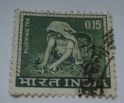 0,15 Rupee 1965 - Plucking Tea