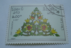4 Kip 1985 - Floral Pattern
