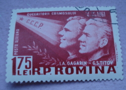 1.75 Lei 1961 - Yuri Gagarin (1934-1968) and Gherman Titov (1935-2000)