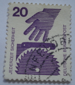 20 Pfennig - Unguarded Machinery (Factory Safety)