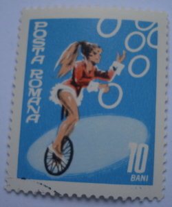 10 Bani 1969 - Juggler on unicycle