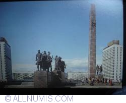 Image #1 of Leningrad -  monumentul eroilor aparatori ai leningradului 1986