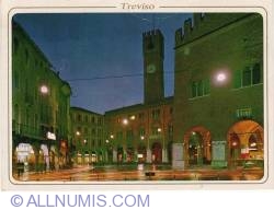Image #2 of Treviso - Piazza dei Signori by night