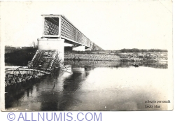 Basarabia, Tighina - 1919   Podul de cale ferată de peste Nistru între Tighina si Parcani , dinamitat de trupele române
