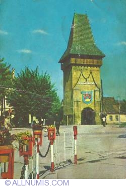 Image #1 of Medias - The city gate (1972)