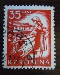 35 Bani 1960 - Female Weaver
