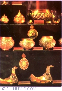 Image #1 of Moscow - Kremlin - Armureria. Vase din aur și argint