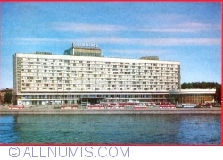 Leningrad - The Leningrad Hotel (1979)