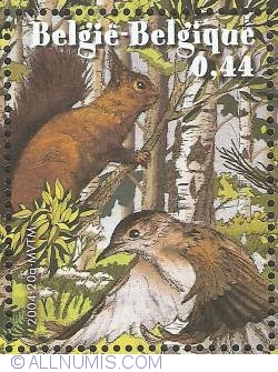 Image #1 of 0,44 Euro 2004 - Squirrel and Eurasian Blackcap