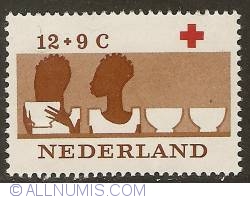 Image #1 of 12 + 9 Cent 1963- Red Cross - International Aid