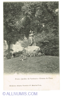 Porto - Cordoaria Garden - Statue of Flora (1920)