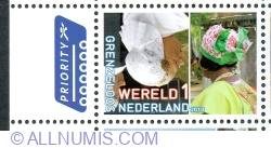 1° 2010 - Folk headdress of Suriname & Netherlands