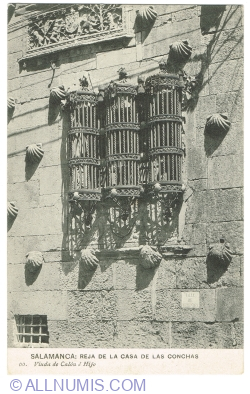 Salamanca - Casa de las Conchas - Window in the facade (1920)