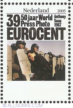 39 Eurocent 2005 - World Press Photo - Anthony Suau 1987