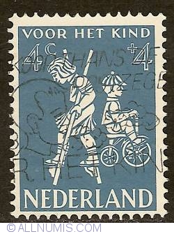 4 + 4 cent 1958 - stilting, child bike