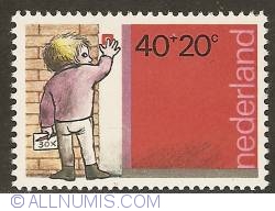 40 + 20 Cent 1978 - Boy selling Children's stamps