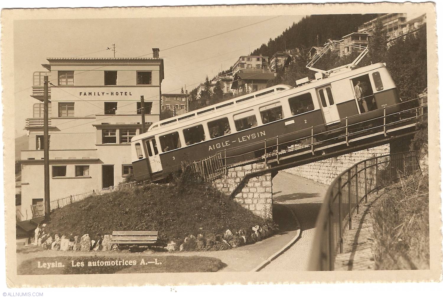 Odds Redaktør med sig Leysin - Train Aigle-Leysin (Les automotrices Aigle-Leysin), Leysin -  Switzerland - Postcard - 29648