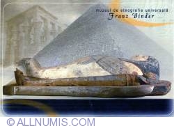 Sibiu - Complexul Naţional Muzeal - ASTRA - Muzeul de Etnografie Universală Franz Binder - Mumie cu sarcofag. Egipt. Perioada Ptolemaică ( 304- 030 i.Hr)